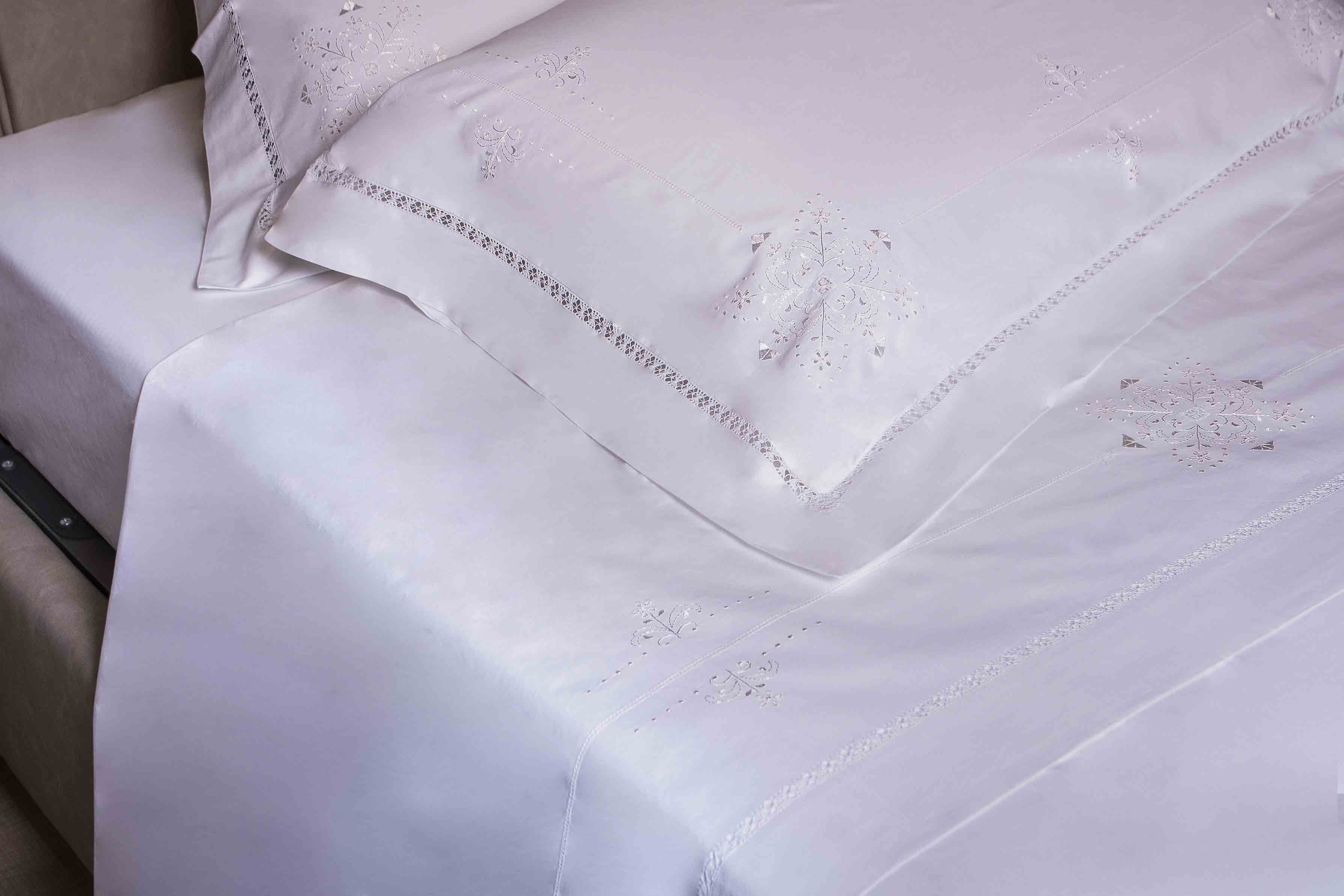 Completo lenzuola cotone letto 140 cm 4 pezzi Bel'or Giallo - Biancheria da  letto - Eminza
